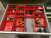 Partij aluminium profielen en machinebouwtoebehoren - afbeelding 74 van  109