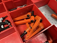 Partij aluminium profielen en machinebouwtoebehoren - afbeelding 75 van  109
