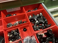Partij aluminium profielen en machinebouwtoebehoren - afbeelding 83 van  109