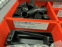 Partij aluminium profielen en machinebouwtoebehoren - afbeelding 93 van  109