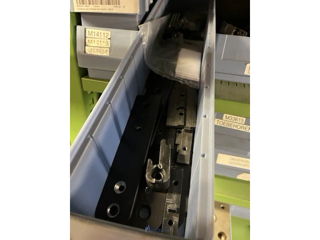 Partij aluminium profielen en machinebouwtoebehoren - afbeelding 109 van  109