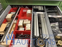 Partij aluminium profielen en machinebouwtoebehoren - afbeelding 99 van  109