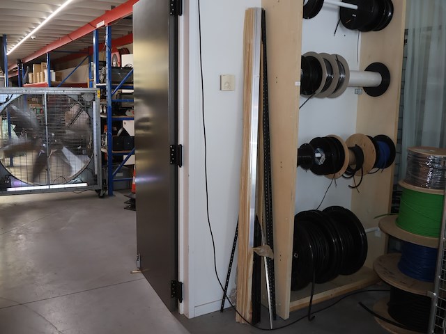 Partij aluminium profielen voor flightcases - afbeelding 1 van  6