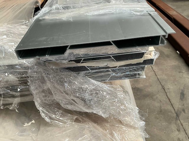 Partij aluminium profielen - afbeelding 3 van  6