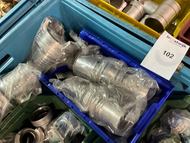 Partij aluminium slangenkoppelingen - afbeelding 9 van  10