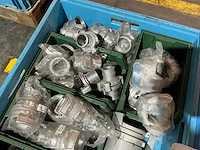 Partij aluminium slangenkoppelingen - afbeelding 6 van  7