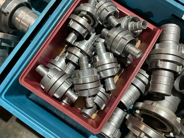 Partij aluminium slangkoppelingen - afbeelding 3 van  9
