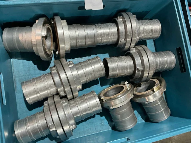 Partij aluminium slangkoppelingen - afbeelding 3 van  6