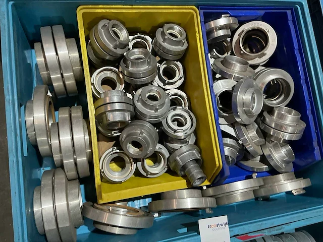 Partij aluminium slangkoppelingen - afbeelding 4 van  6