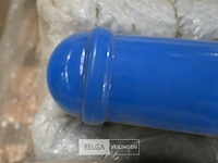 Partij amsterdammers (trottoirpaaltjes) - afbeelding 5 van  5