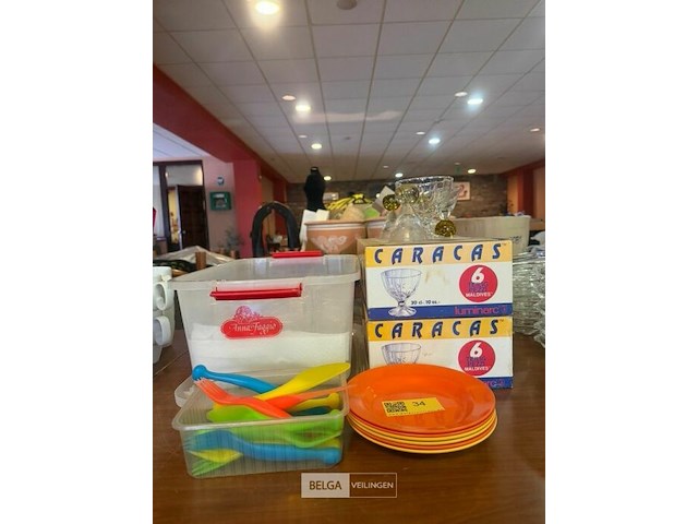 Partij amuse glaasjes + divers - afbeelding 1 van  4