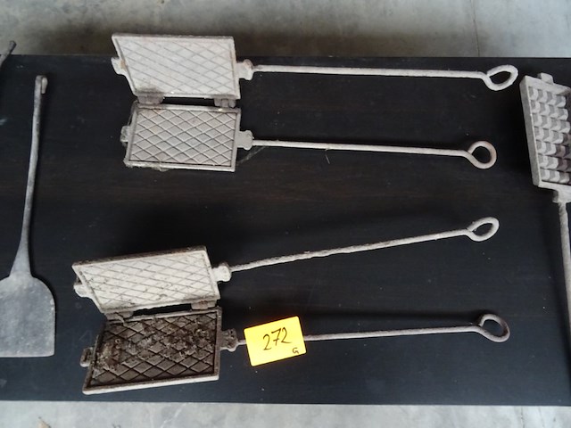 Partij antieke wafelijzers - afbeelding 3 van  4