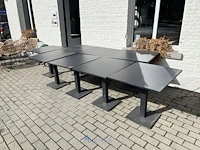 Partij antracietkleurige terrastafels - afbeelding 2 van  4