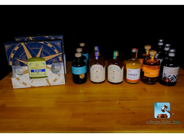 Partij aperitiefflesjes - afbeelding 1 van  8