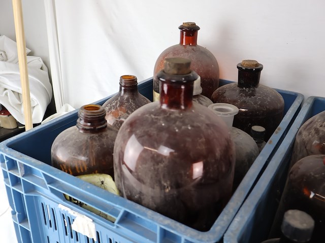 Partij apothekersflessen (x25) - afbeelding 6 van  6