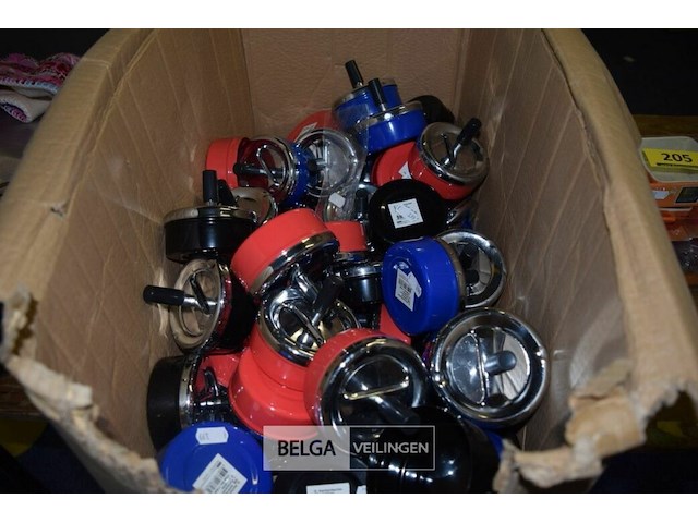 Partij asbakken - afbeelding 3 van  3