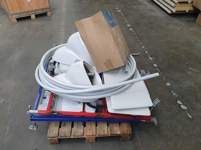 Partij assorti sanitair materiaal - afbeelding 2 van  6