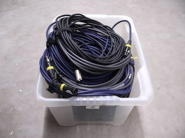 Partij audio kabels in doos - afbeelding 1 van  4