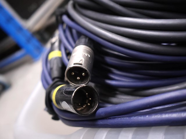 Partij audio kabels in doos - afbeelding 3 van  4