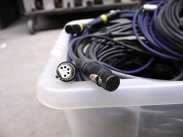 Partij audio kabels in doos - afbeelding 4 van  4