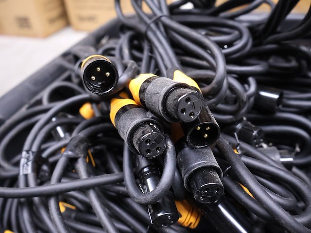 Partij audio kabels in doos - afbeelding 4 van  4