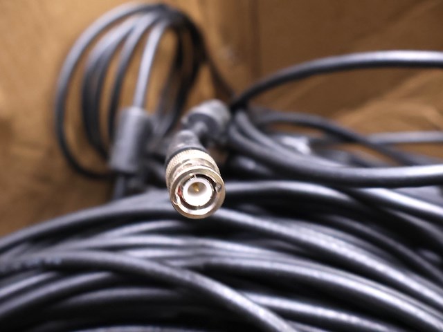 Partij audio kabels in doos - afbeelding 5 van  5
