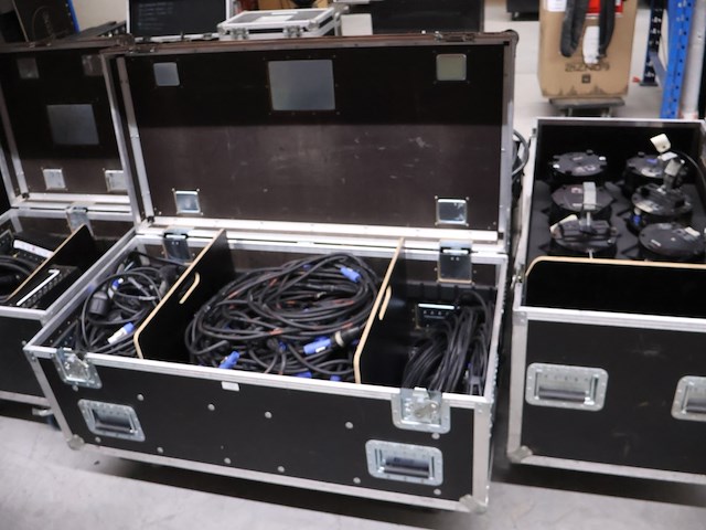 Partij audio kabels in koffer - afbeelding 1 van  5