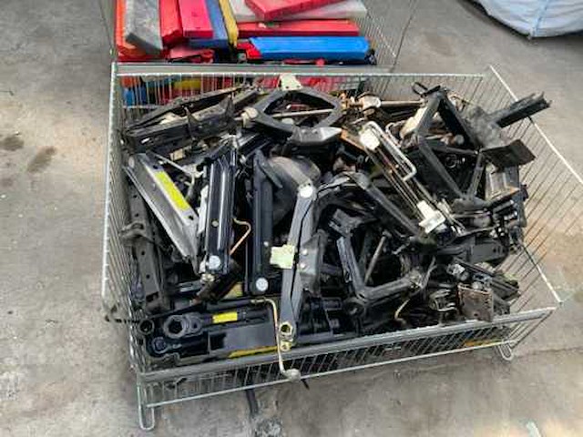 Partij auto benodigdheden - afbeelding 4 van  9