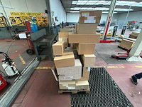 Partij auto-onderdelen, o.a. buitenspiegels, diverse dozen - afbeelding 4 van  5