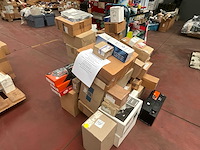 Partij auto-onderdelen: turbo, airbag, oliecarter, koppelingsschijf e.a. - afbeelding 1 van  5
