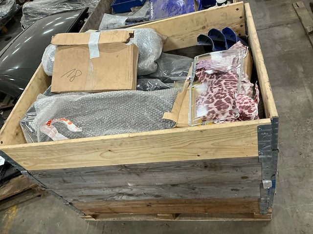 Partij auto-onderdelen voor volvo - afbeelding 1 van  5