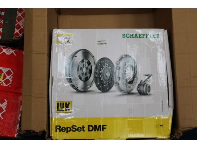 Partij auto onderdelen - afbeelding 2 van  8