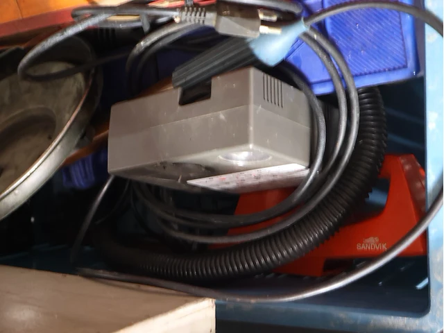 Partij auto - afbeelding 8 van  8