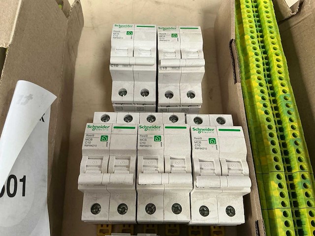 Partij automaten en railklemmen - afbeelding 5 van  6