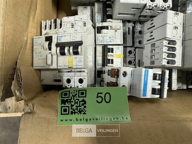 Partij automatische zekeringen - afbeelding 2 van  6