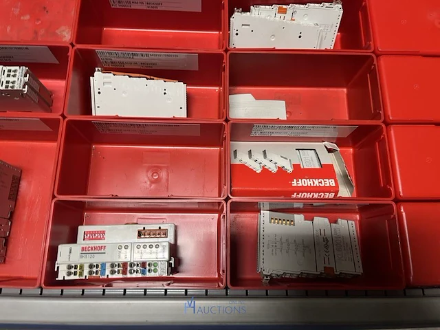 Partij automatiserings- en plc-componenten - afbeelding 42 van  96