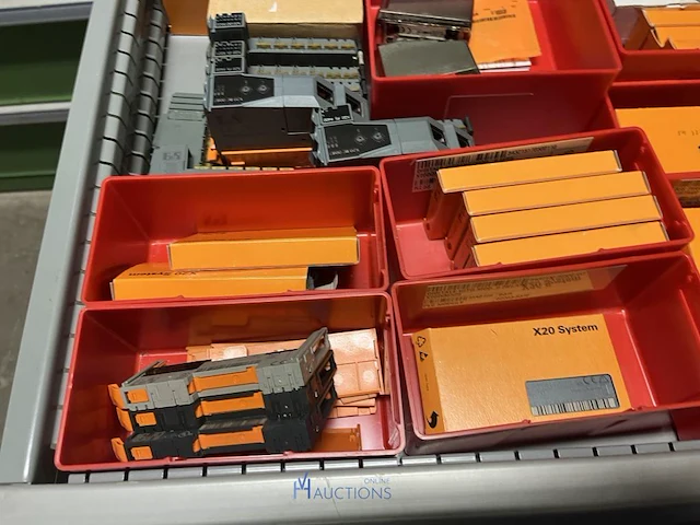 Partij automatiserings- en plc-componenten - afbeelding 55 van  96