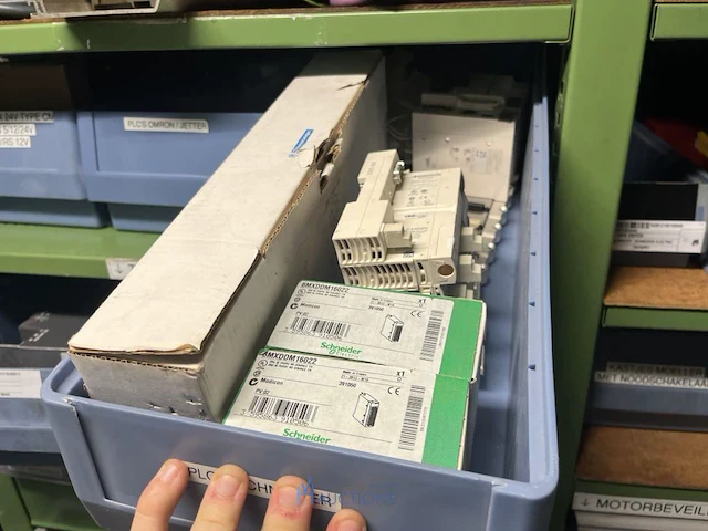 Partij automatiserings- en plc-componenten - afbeelding 95 van  96