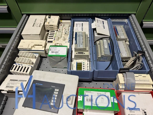 Partij automatiserings- en plc-componenten - afbeelding 89 van  96