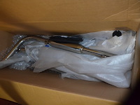 Partij autoonderdelen w.o. kappen, uitlaten, sturen, lampen, roosters, enz - afbeelding 35 van  40