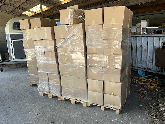 Partij avamoplast r145/60 - r145/40 apet tr verpakkingbakjes - afbeelding 1 van  9