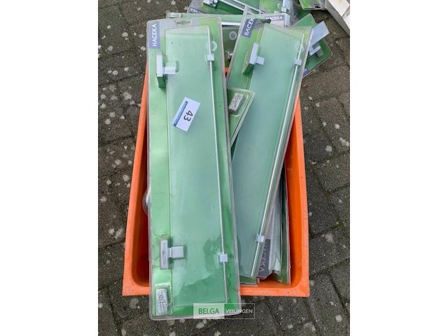 Partij badkameraccessoires - afbeelding 2 van  3