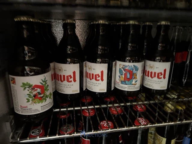 Partij bakken, leeggoed en dranken - afbeelding 3 van  18