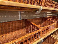 Partij bakkerij rekken + broodrekken + manden - afbeelding 2 van  8