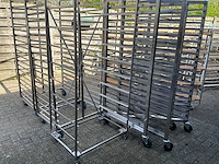 Partij bakkerij rekken + broodrekken + manden - afbeelding 5 van  8