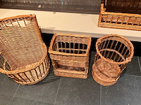 Partij bakkerij rekken + broodrekken + manden - afbeelding 8 van  8