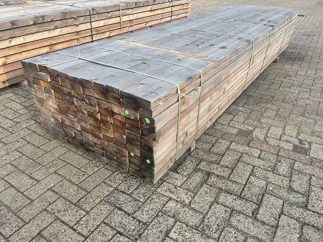Partij balkhout 3900x100x50mm 132 stuks - afbeelding 1 van  1