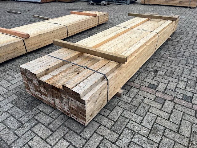 Partij balkhout 3900x100x50mm 45 stuks - afbeelding 1 van  1