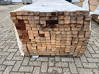 Partij balkhout 4000x50x70mm 256 stuks