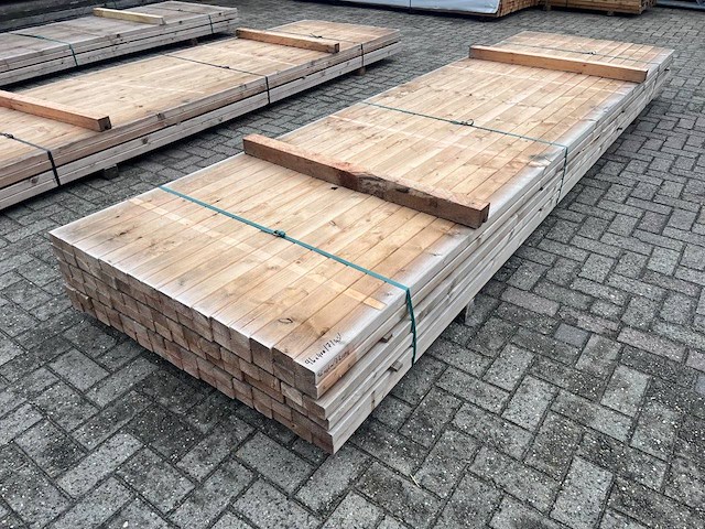 Partij balkhout 5000x70x45mm 64 stuks - afbeelding 1 van  1